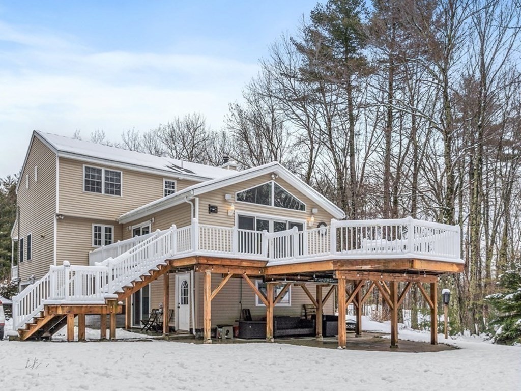 49 Sherburne Road Pelham, NH 03076 - Photo 2 of 30 Gallery Image 2