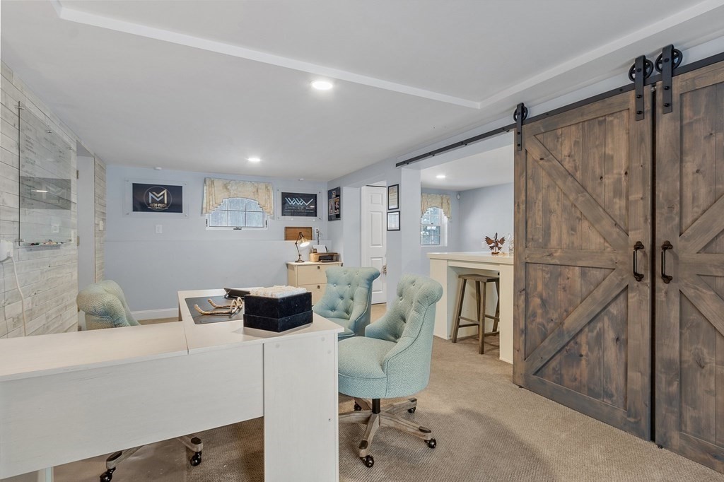 49 Sherburne Road Pelham, NH 03076 - Photo 22 of 30 Gallery Image 22