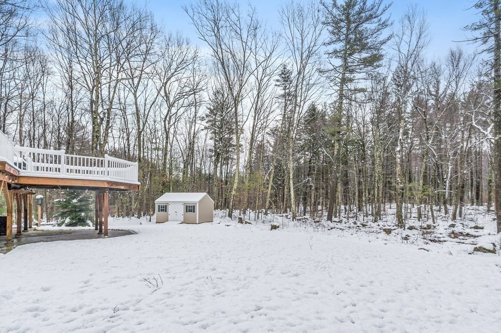 49 Sherburne Road Pelham, NH 03076 - Photo 26 of 30 Gallery Image 26