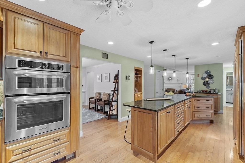 49 Sherburne Road Pelham, NH 03076 - Photo 8 of 30 Gallery Image 8