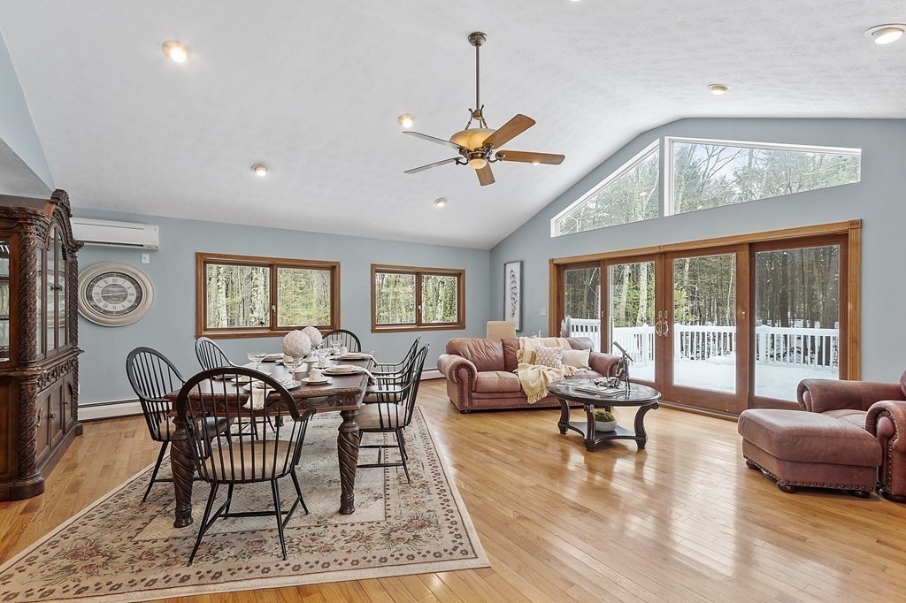 49 Sherburne Road Pelham, NH 03076 - Photo 10 of 30 Gallery Image 10