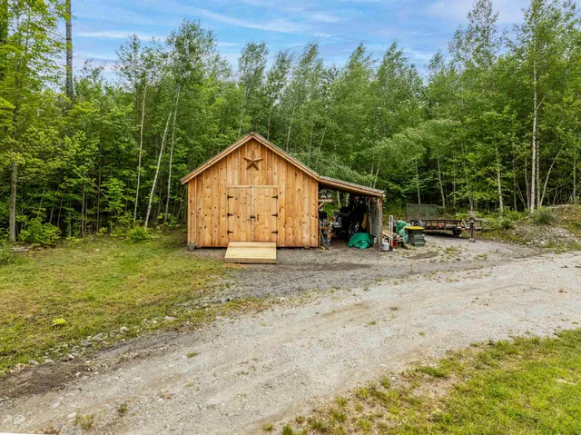 $240,000 | 140 Hogg Hill Road, Springfield, NH 03753