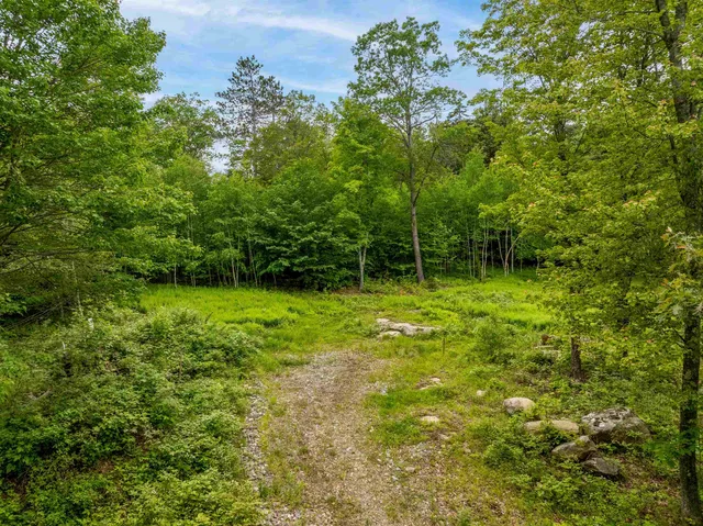 $240,000 | 140 Hogg Hill Road, Springfield, NH 03753