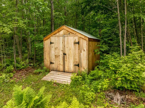 $240,000 | 140 Hogg Hill Road, Springfield, NH 03284