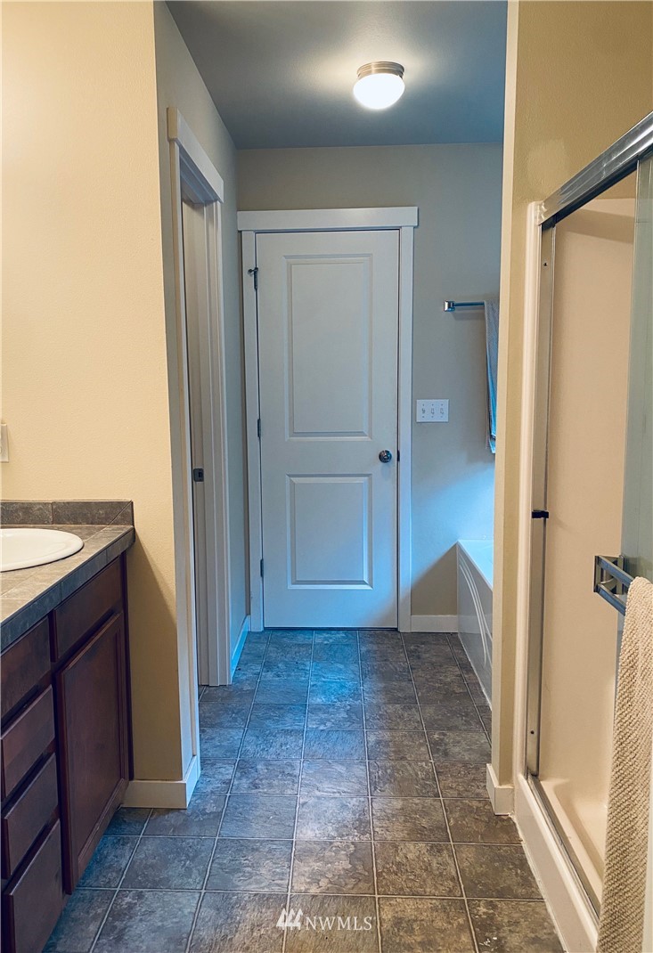 3669 Reagan Avenue Bremerton, WA 98310 - Photo 27 of 40 Gallery Image 27