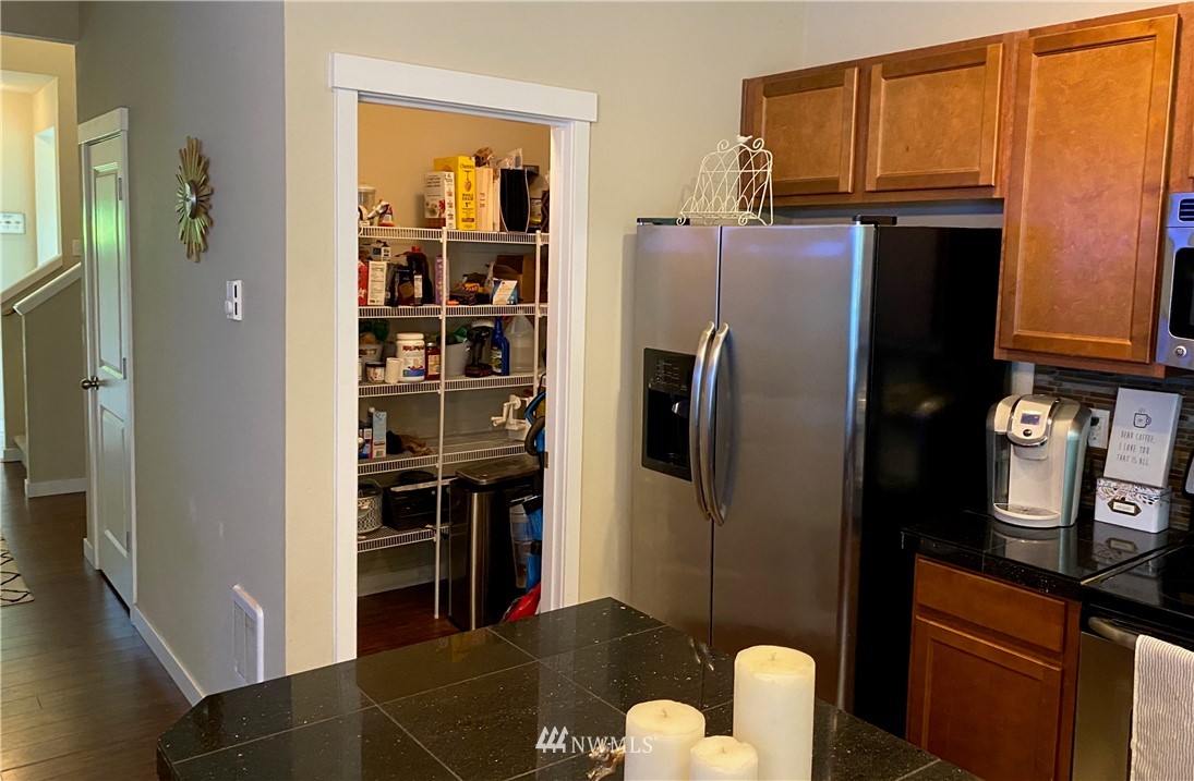 3669 Reagan Avenue Bremerton, WA 98310 - Photo 10 of 40 Gallery Image 10