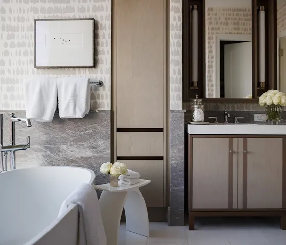 a close up view of a washer and dryer