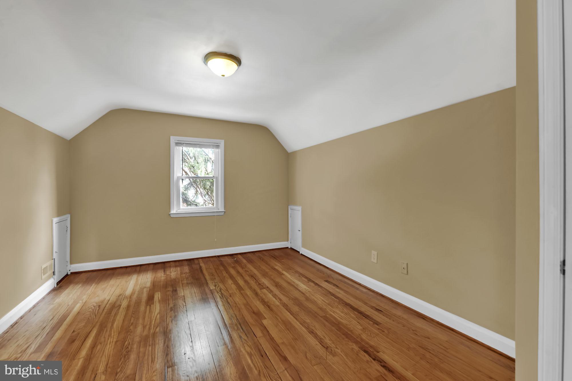 325 Warren Road Cockeysville, MD 21030 - Photo 21 of 29 Gallery Image 21