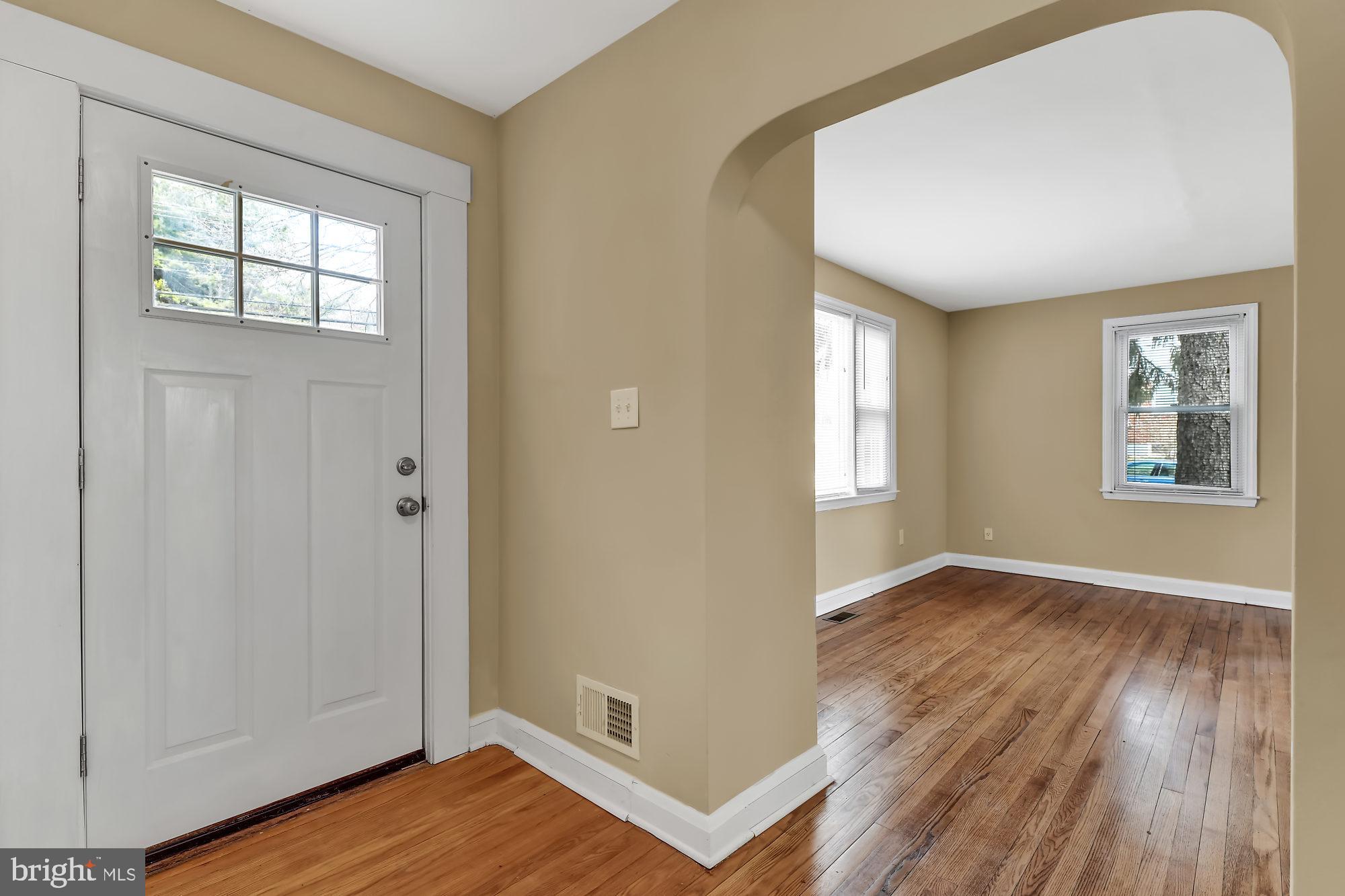 325 Warren Road Cockeysville, MD 21030 - Photo 6 of 29 Gallery Image 6