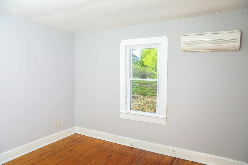 656 Ben Bow Road Tazewell, VA 24651 - Photo 18 of 33 Gallery Image 18
