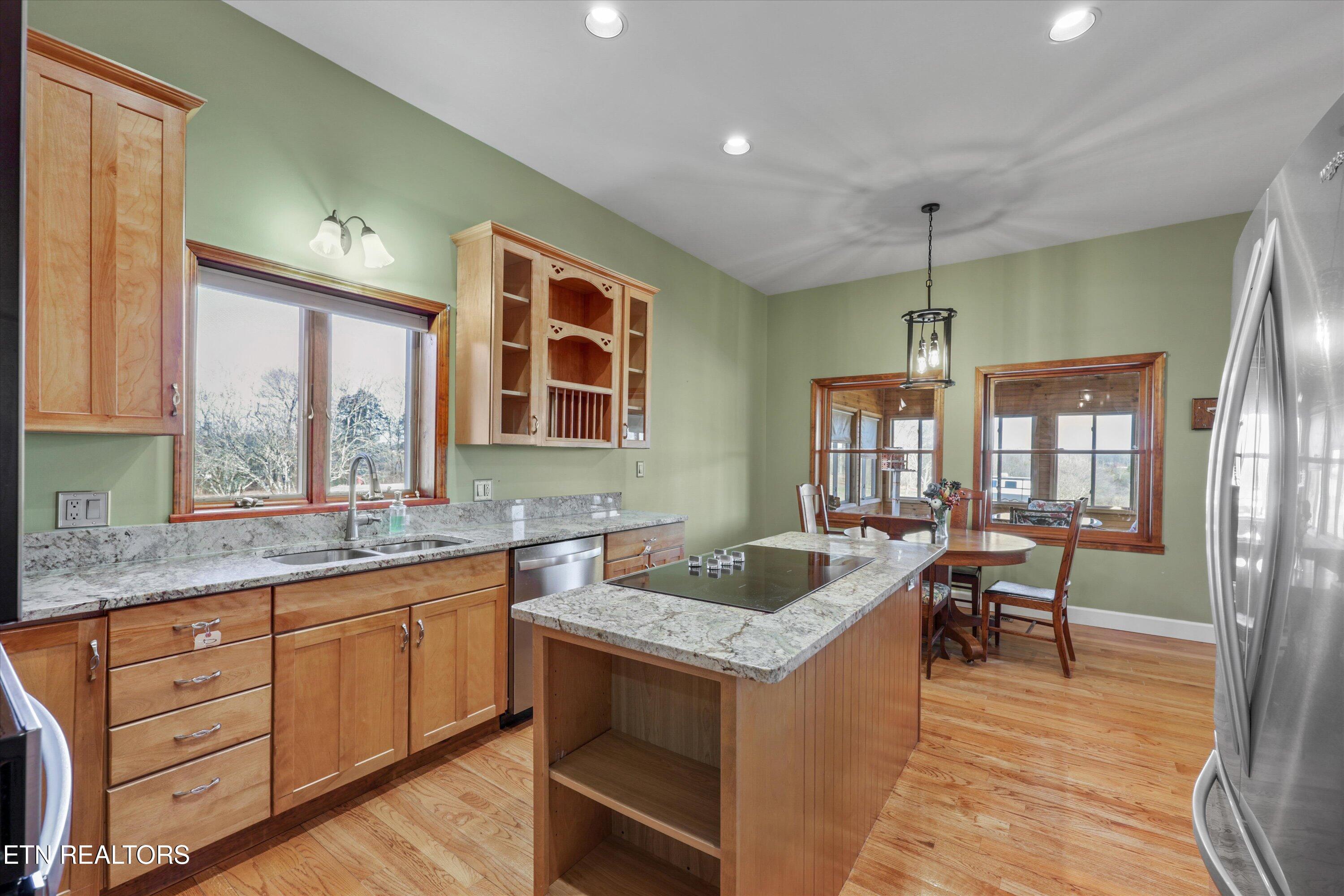 706 Loudon Road Loudon, TN 37774 - Photo 15 of 59 34-706 Loudon Rd 08