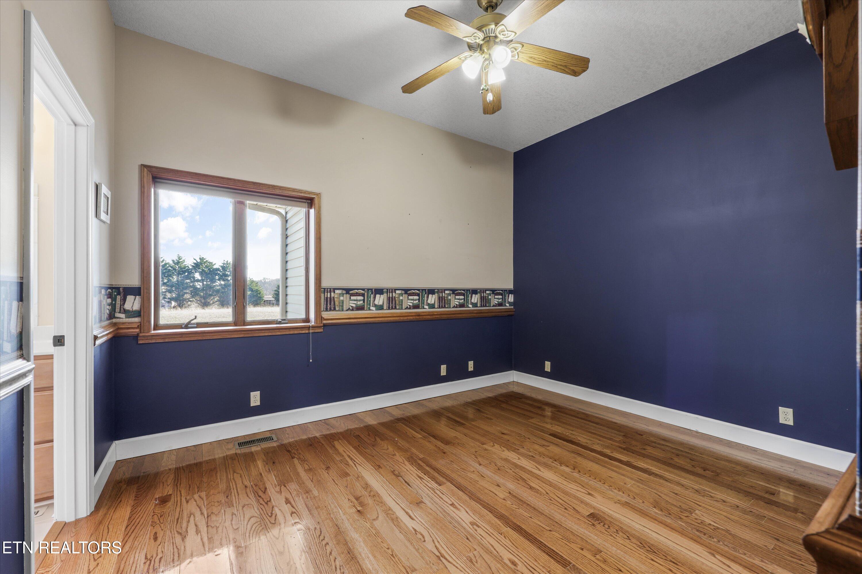 706 Loudon Road Loudon, TN 37774 - Photo 25 of 59 44-706 Loudon Rd 19