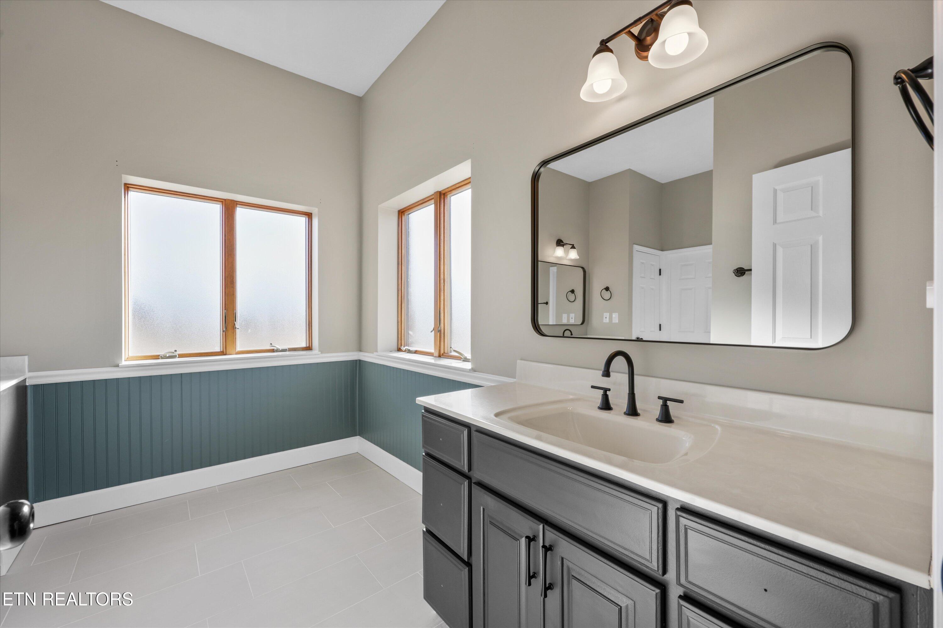 706 Loudon Road Loudon, TN 37774 - Photo 27 of 59 46-706 Loudon Rd 21