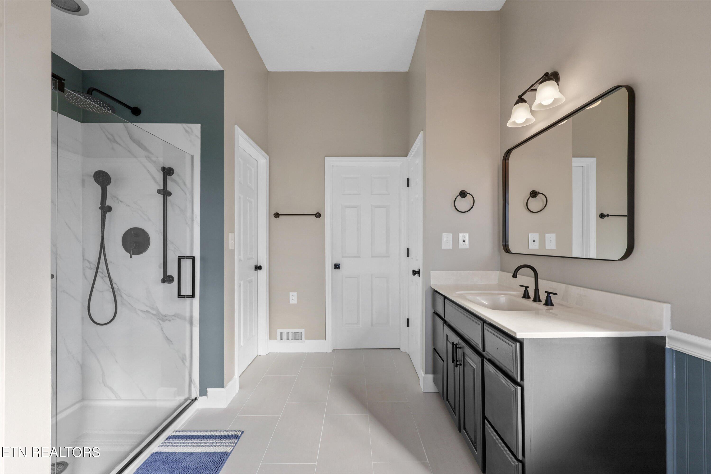 706 Loudon Road Loudon, TN 37774 - Photo 28 of 59 47-706 Loudon Rd 22