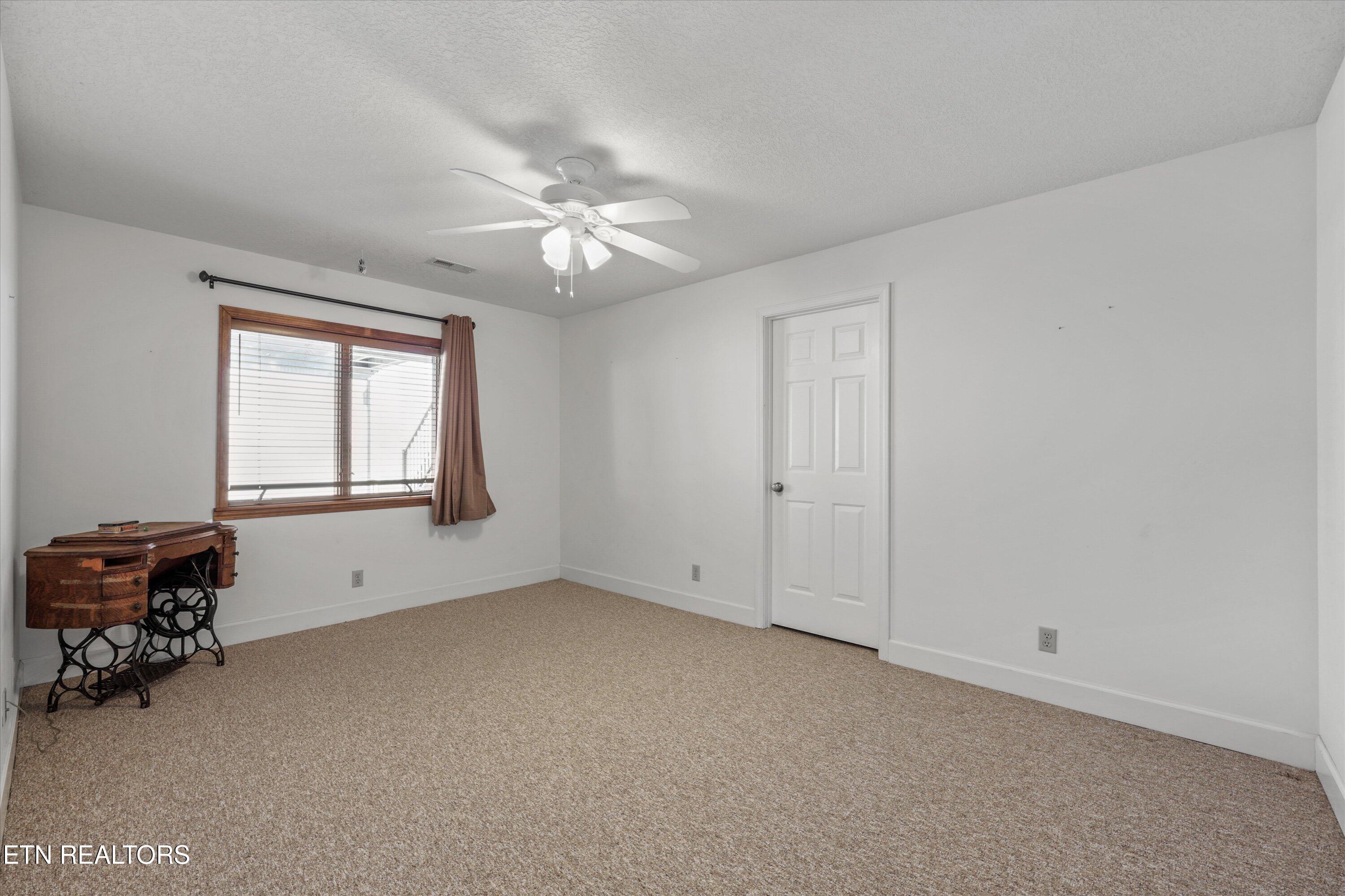 706 Loudon Road Loudon, TN 37774 - Photo 38 of 59 57-706 Loudon Rd 31