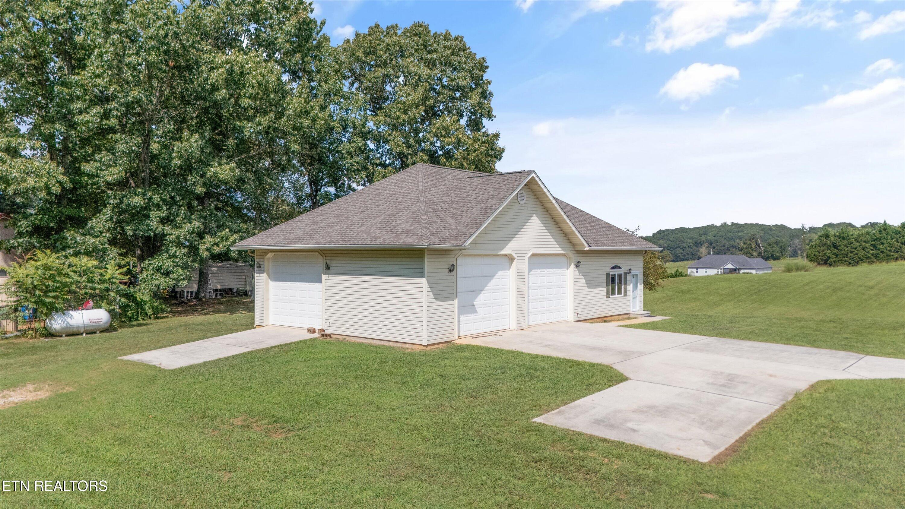 706 Loudon Road Loudon, TN 37774 - Photo 41 of 59 09-706 Loudon Rd-22