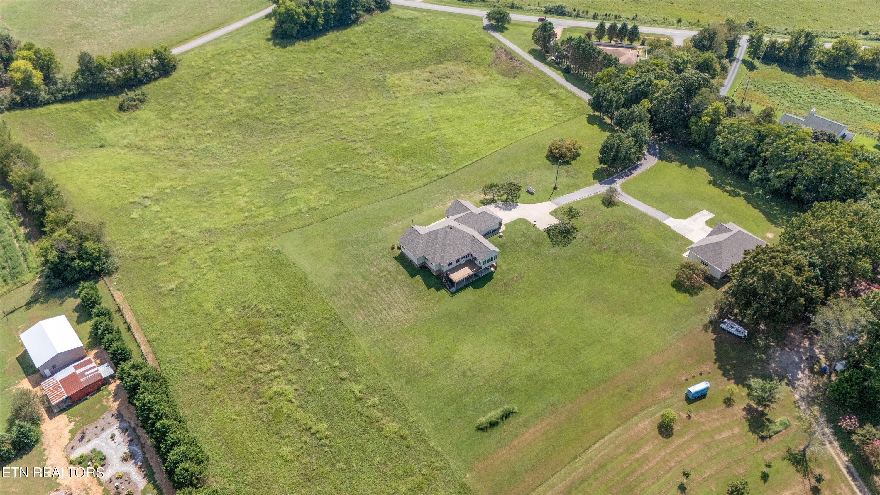 706 Loudon Road Loudon, TN 37774 - Photo 53 of 59 21-706 Loudon Rd-16