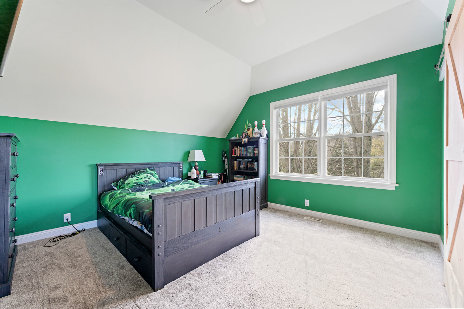 5-n098 Maple Court St. Charles, IL 60175 - Photo 26 of 34 a bedroom with a bed and a window