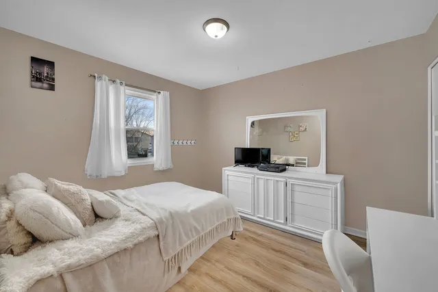 $345,000 | 700 Evergreen Court, Romeoville, IL 60446