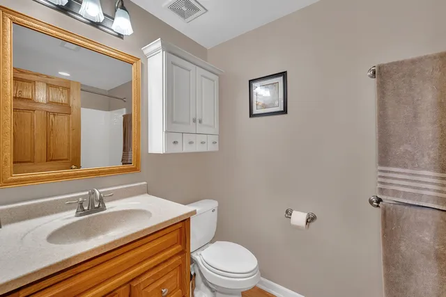 $345,000 | 700 Evergreen Court, Romeoville, IL 60446