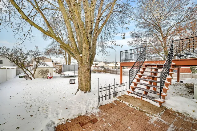 $345,000 | 700 Evergreen Court, Romeoville, IL 60446