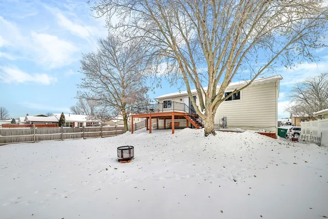 $345,000 | 700 Evergreen Court, Romeoville, IL 60446