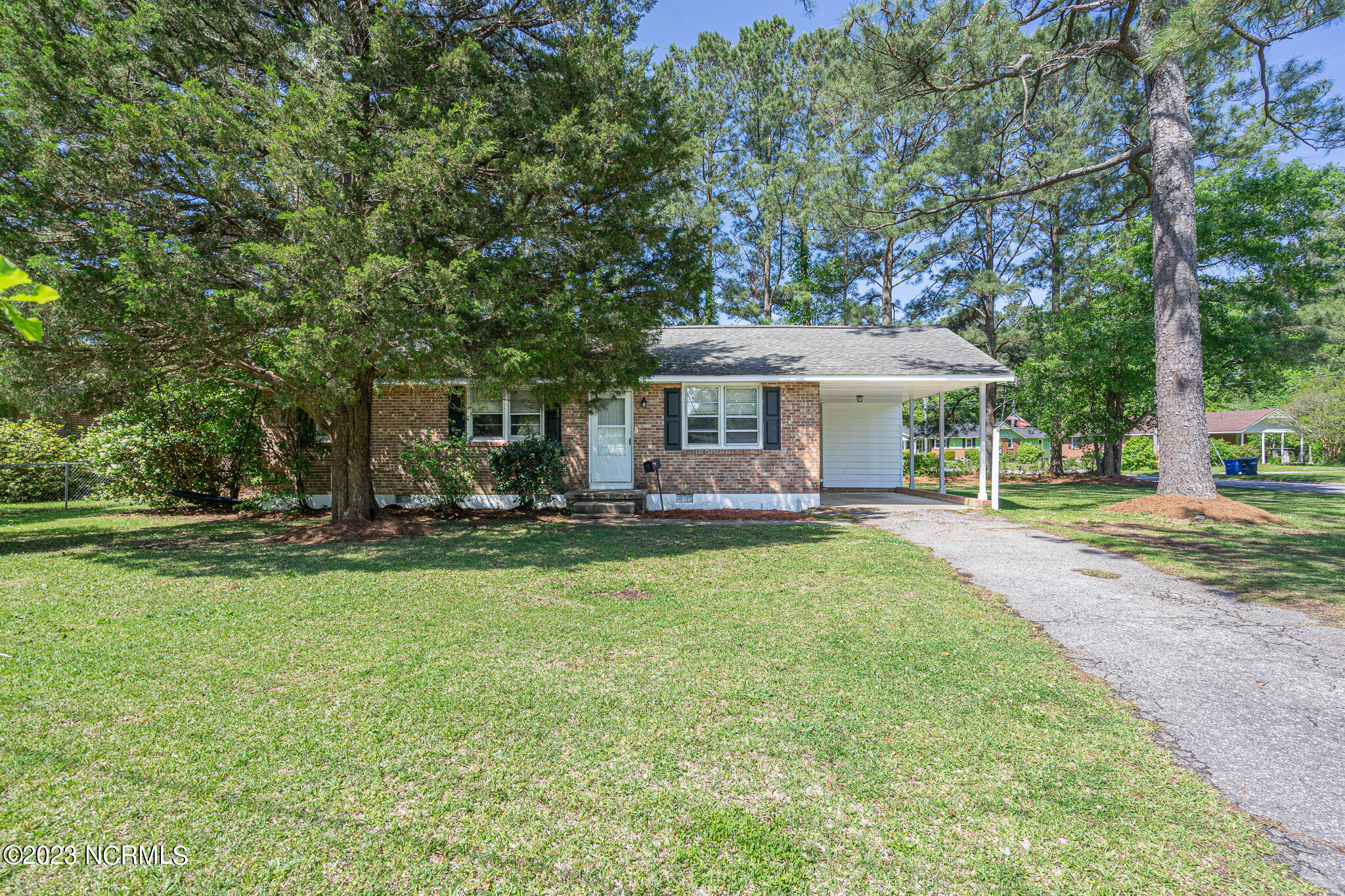 100 Carver Road Jacksonville, NC 28540 - Photo 1 of 21 Front