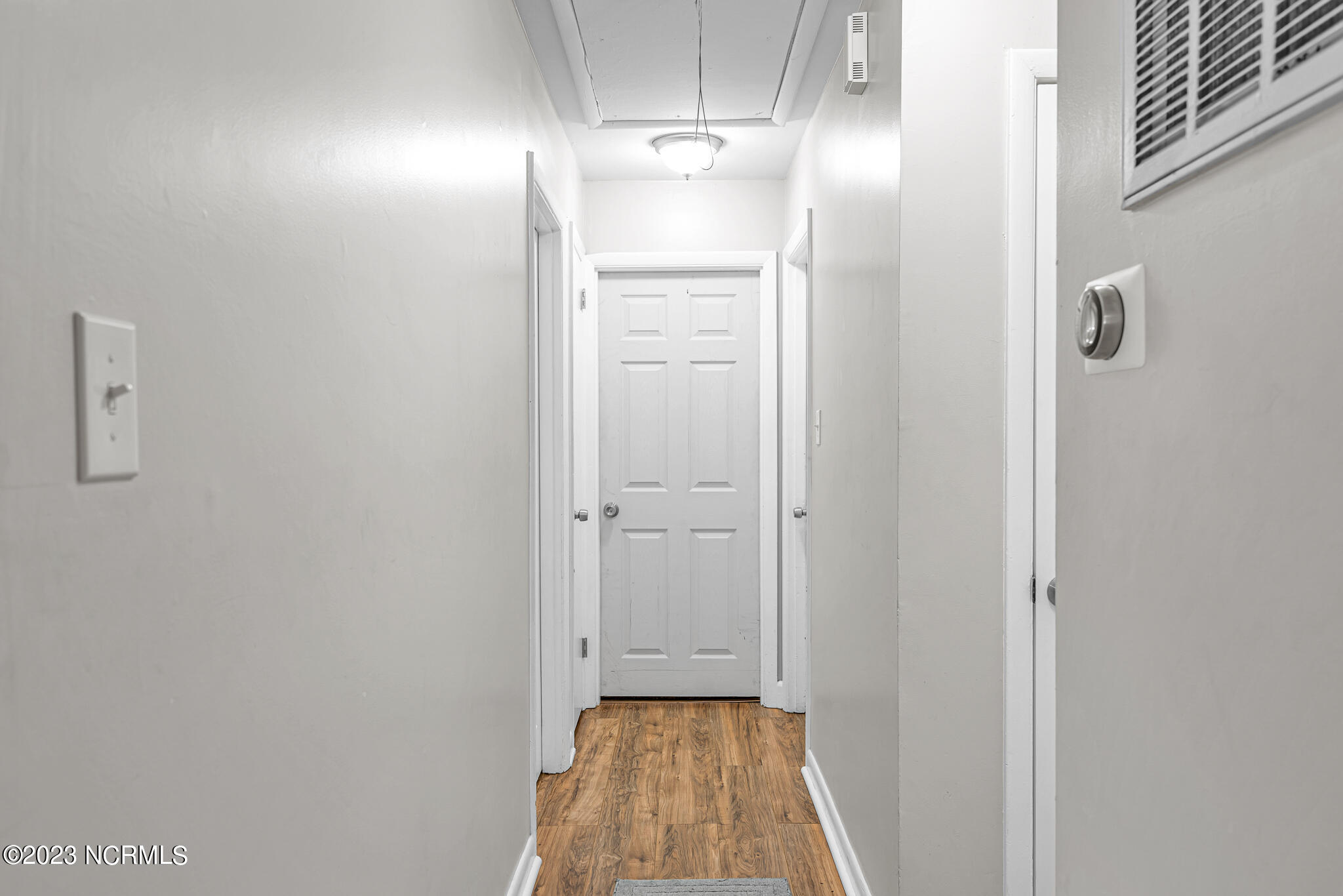100 Carver Road Jacksonville, NC 28540 - Photo 10 of 21 Hallway