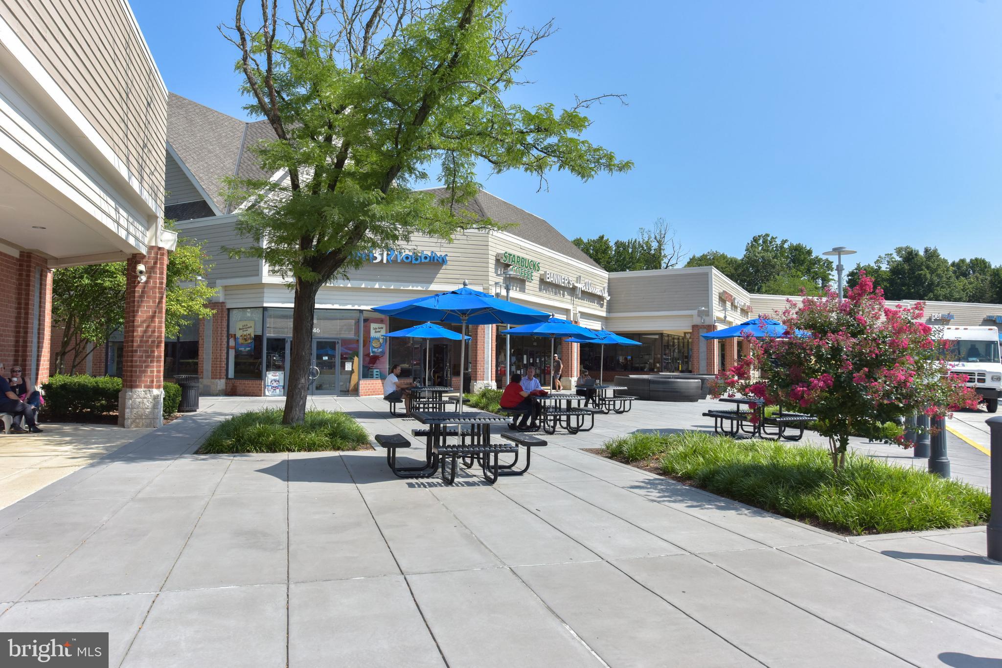 1286 Vintage Place Reston, VA 20194 - Photo 33 of 44 Gallery Image 33