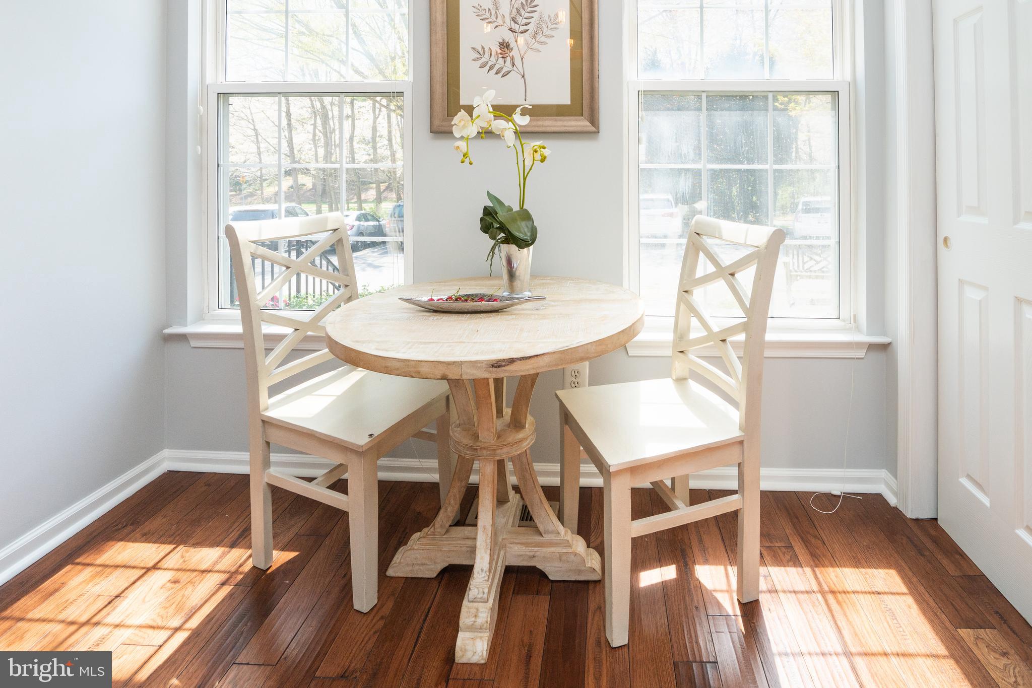 1286 Vintage Place Reston, VA 20194 - Photo 10 of 44 Gallery Image 10
