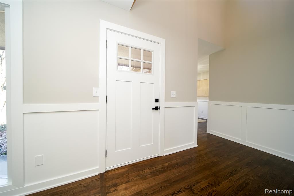 2729 Powderhorn Ridge Road Rochester, MI 48309 - Photo 11 of 95