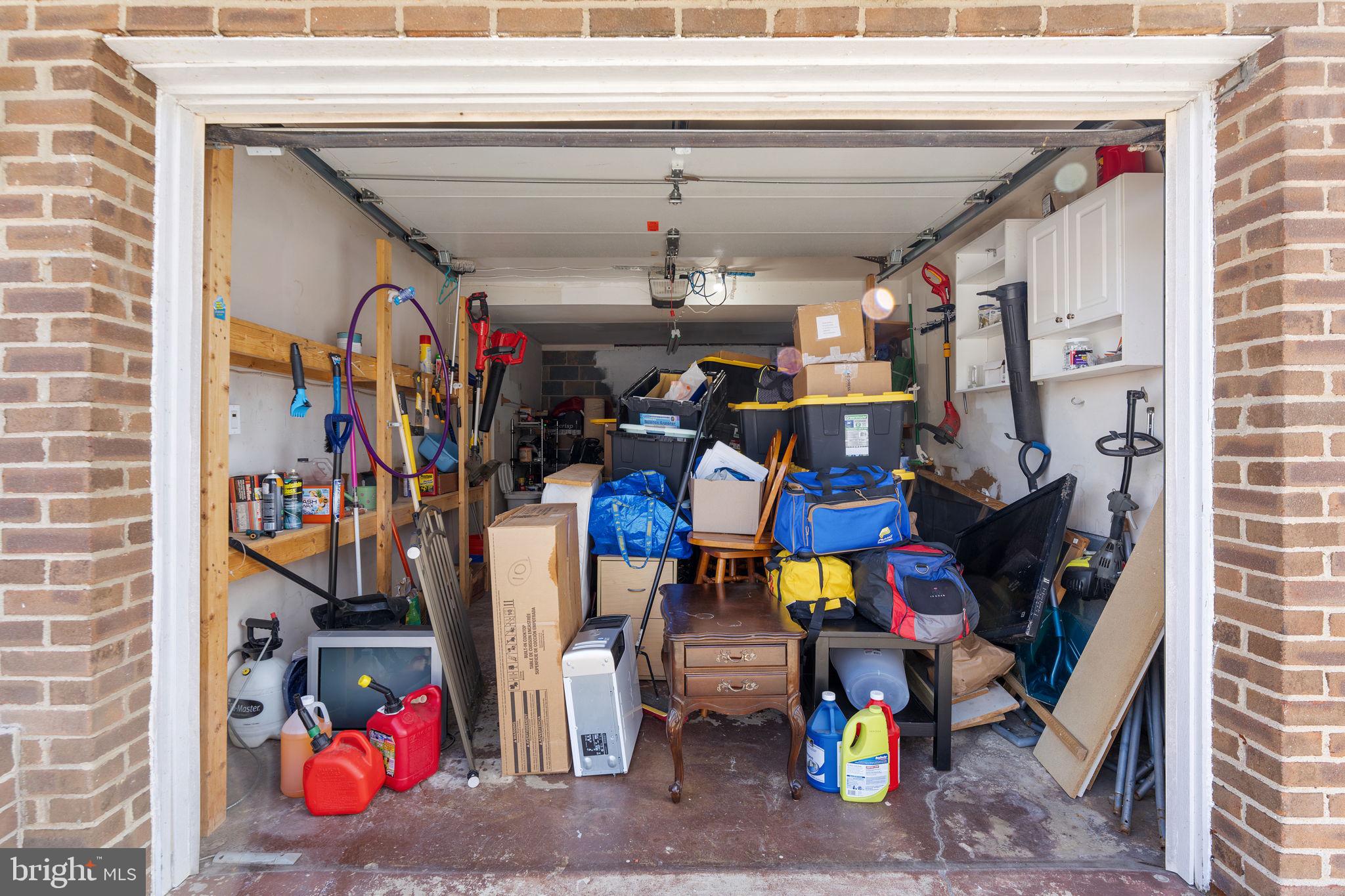 8800 Loughran Road Fort Washington, MD 20744 - Photo 49 of 56 garage, our agent made us clean out the house, lol