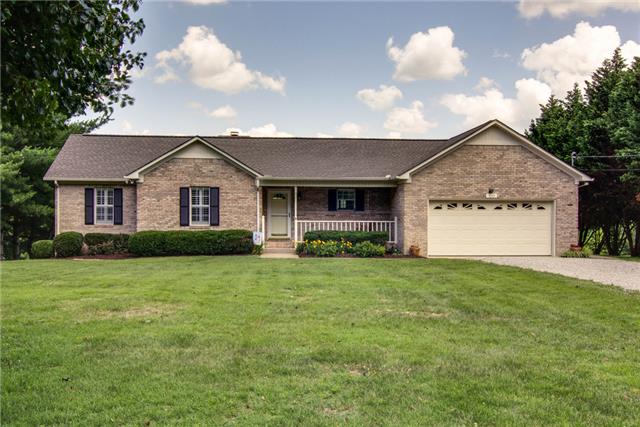 835 Cothran Road Columbia, TN 38401 - Photo 1 of 20 Welcome to 835 Cothran Road.