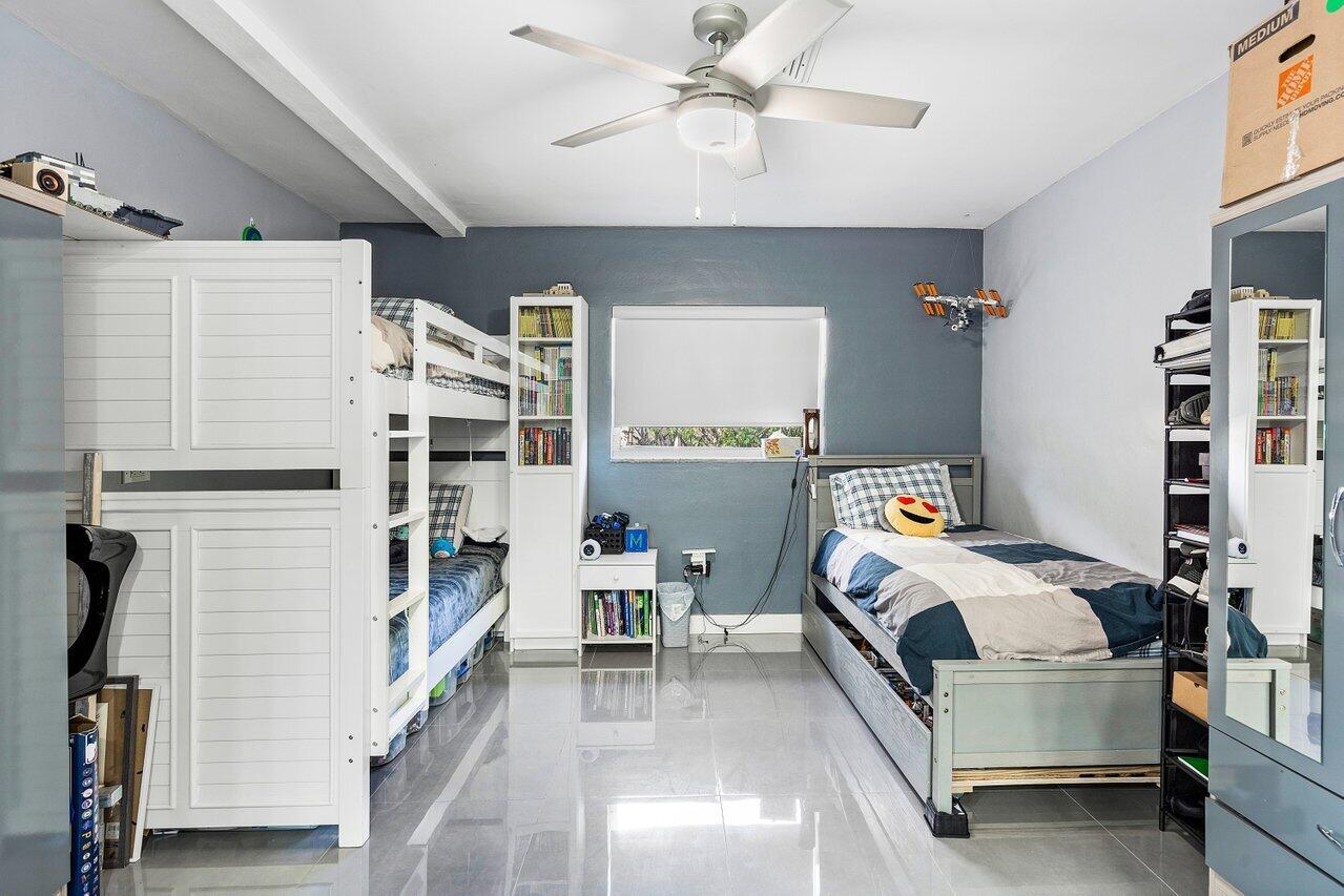 4900 Northwest 5th Avenue Boca Raton, FL 33431 - Photo 14 of 26 015-4900Northwest5thAvenue-BocaRaton-FL-