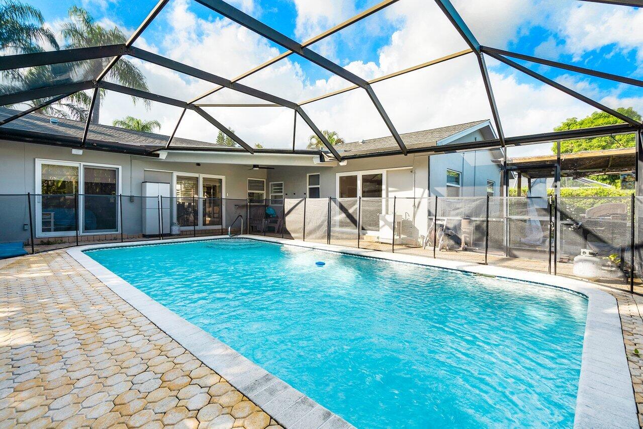 4900 Northwest 5th Avenue Boca Raton, FL 33431 - Photo 3 of 26 024-4900Northwest5thAvenue-BocaRaton-FL-