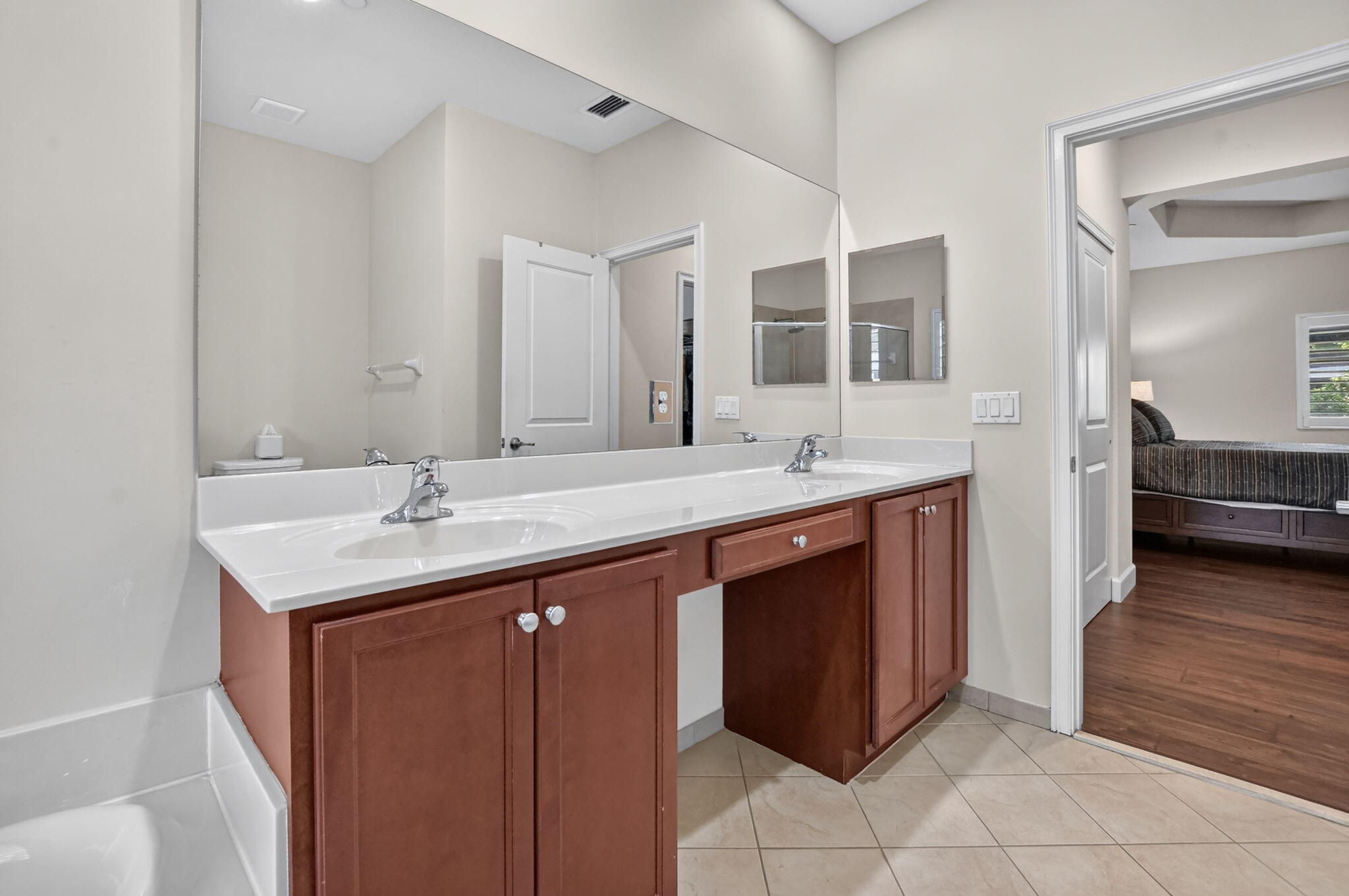 27 Northwest Hawthorne Place Boca Raton, FL 33432 - Photo 36 of 52 41-web-or-mls-DSC_1061