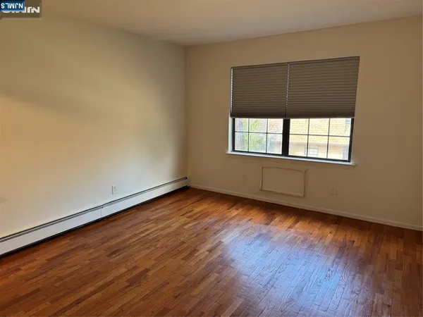 $2,250 | 252 Collignon Way, Unit 3B, River Vale, NJ 07675