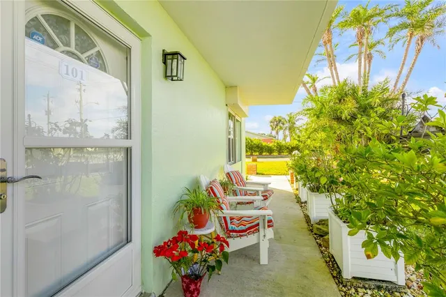 $169,000 | 10 Lynnhurst Drive, Unit 101, Ormond Beach, FL 32176