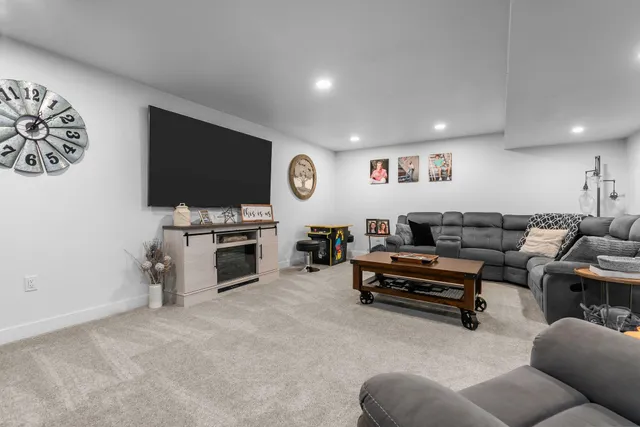 $699,900 | N536 Robinhood Drive, Sherwood, WI 54169