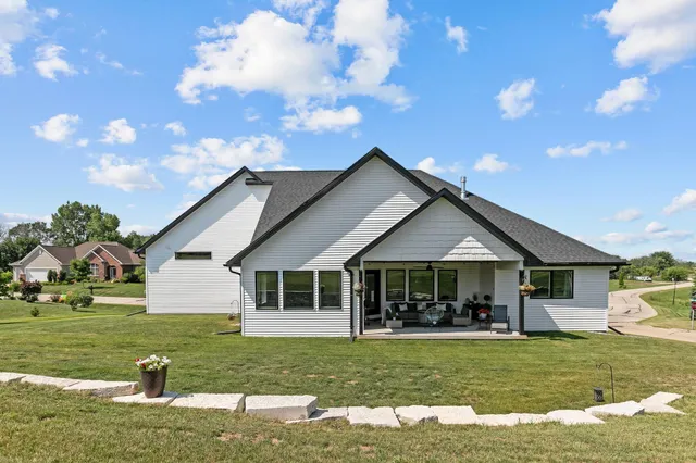 $699,900 | N536 Robinhood Drive, Sherwood, WI 54169