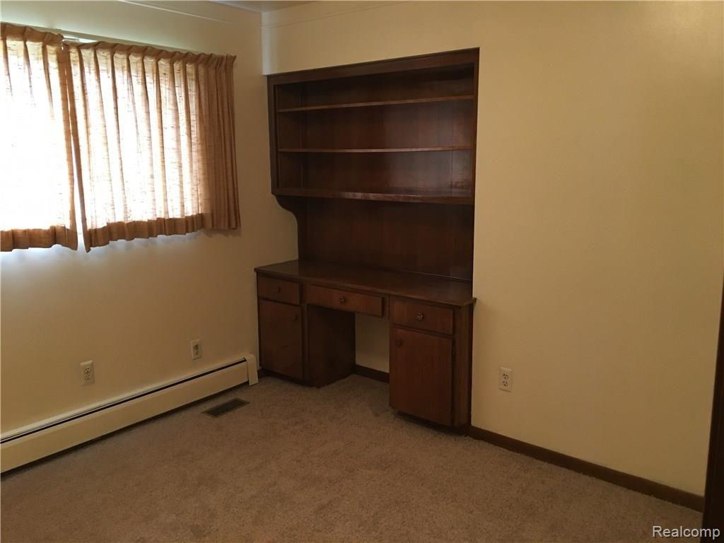 4223 Martin Road Warren, MI 48092 - Photo 12 of 49