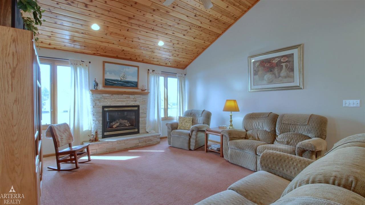 7251 Bluebill Road Algonac, MI 48001 - Photo 3 of 30 31346506-2.JPG