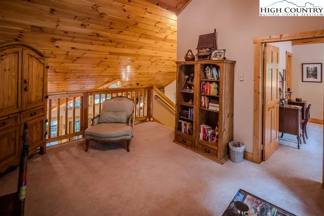 $990,000 | 167 Rhododendron Drive, Beech Mountain, NC 28604