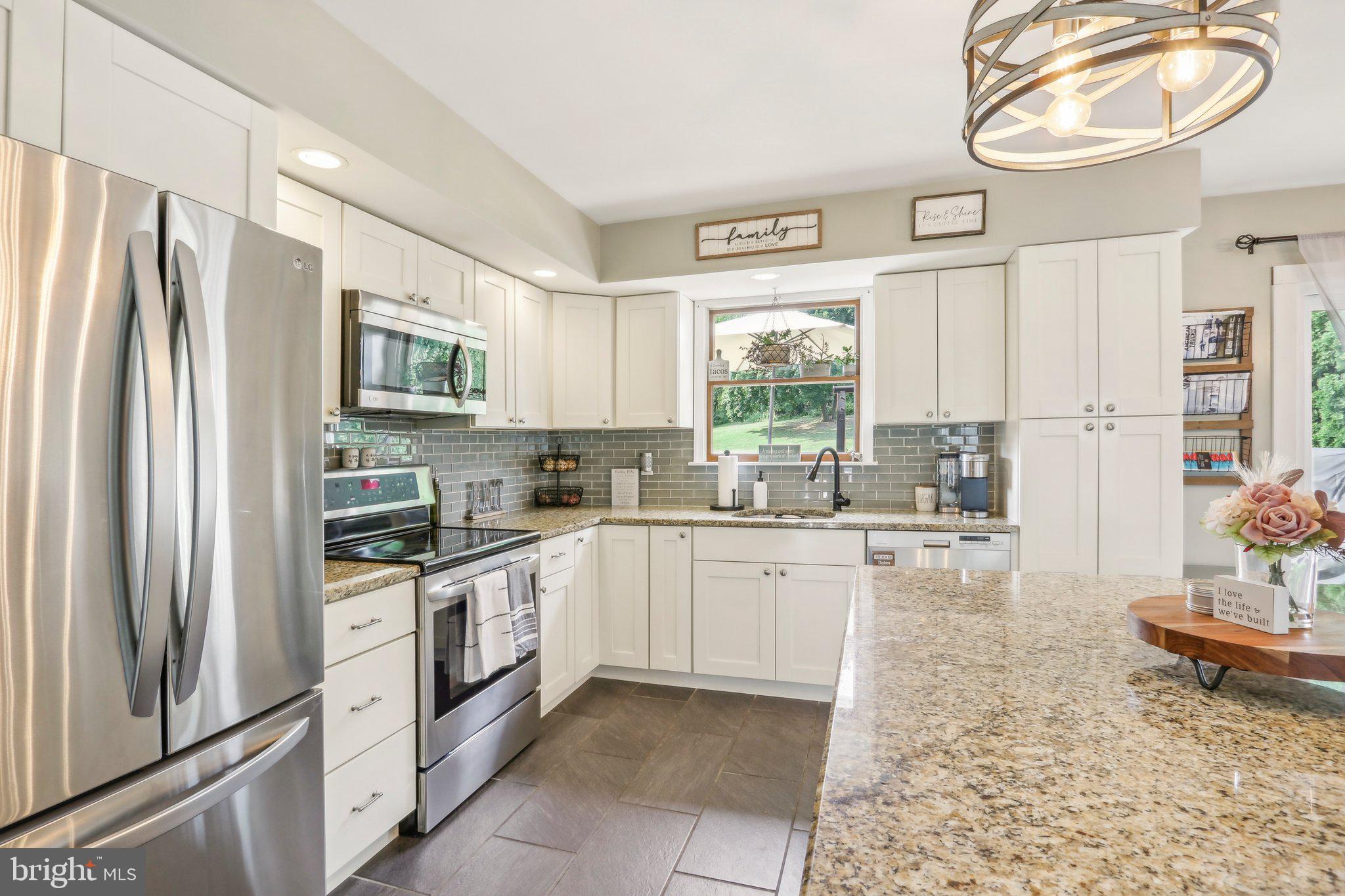 4641 Kernsville Road Orefield, PA 18069 - Photo 6 of 40 Gallery Image 6