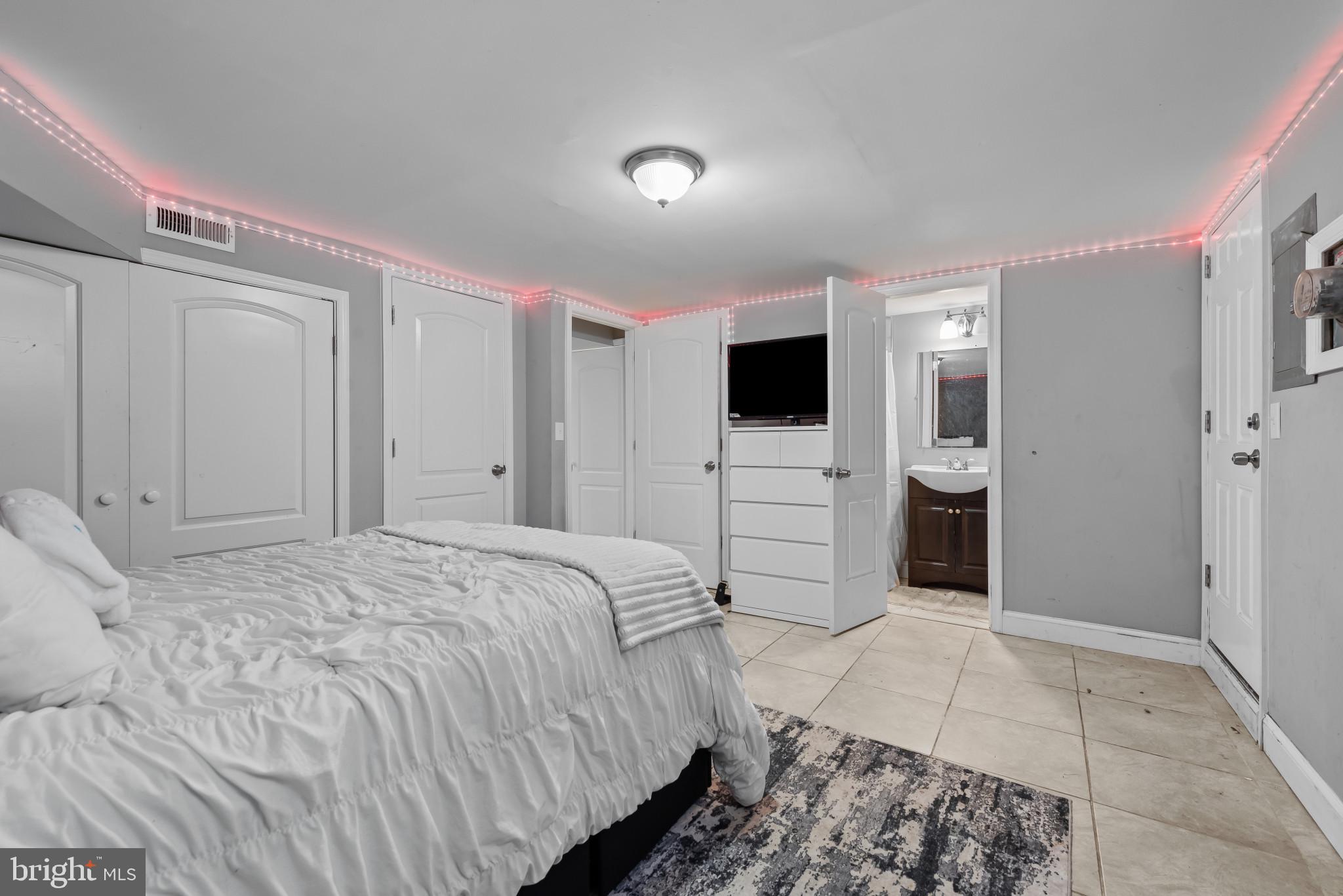 1635 Lochwood Road Baltimore, MD 21218 - Photo 25 of 31 Bedroom With Bathroom