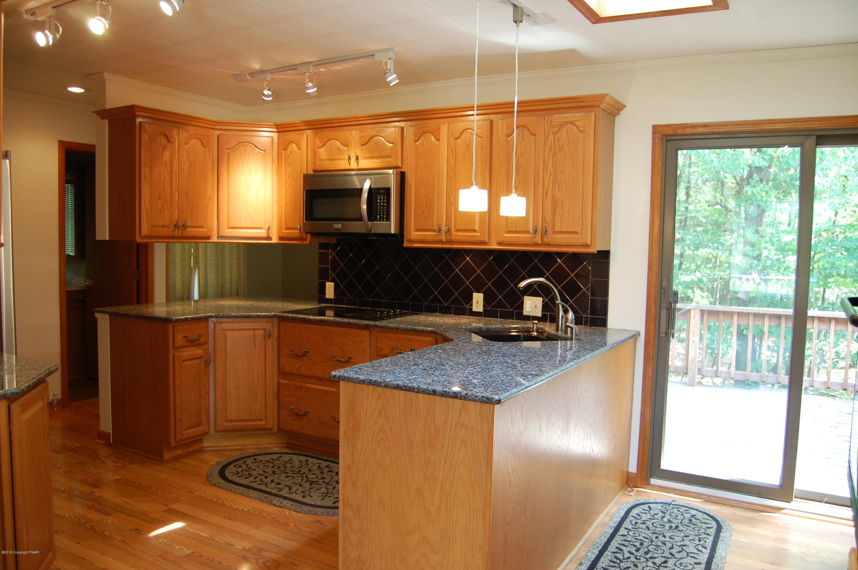 2106 Mountain Road Stroudsburg, PA 18360 - Photo 2 of 19 Kitchen
