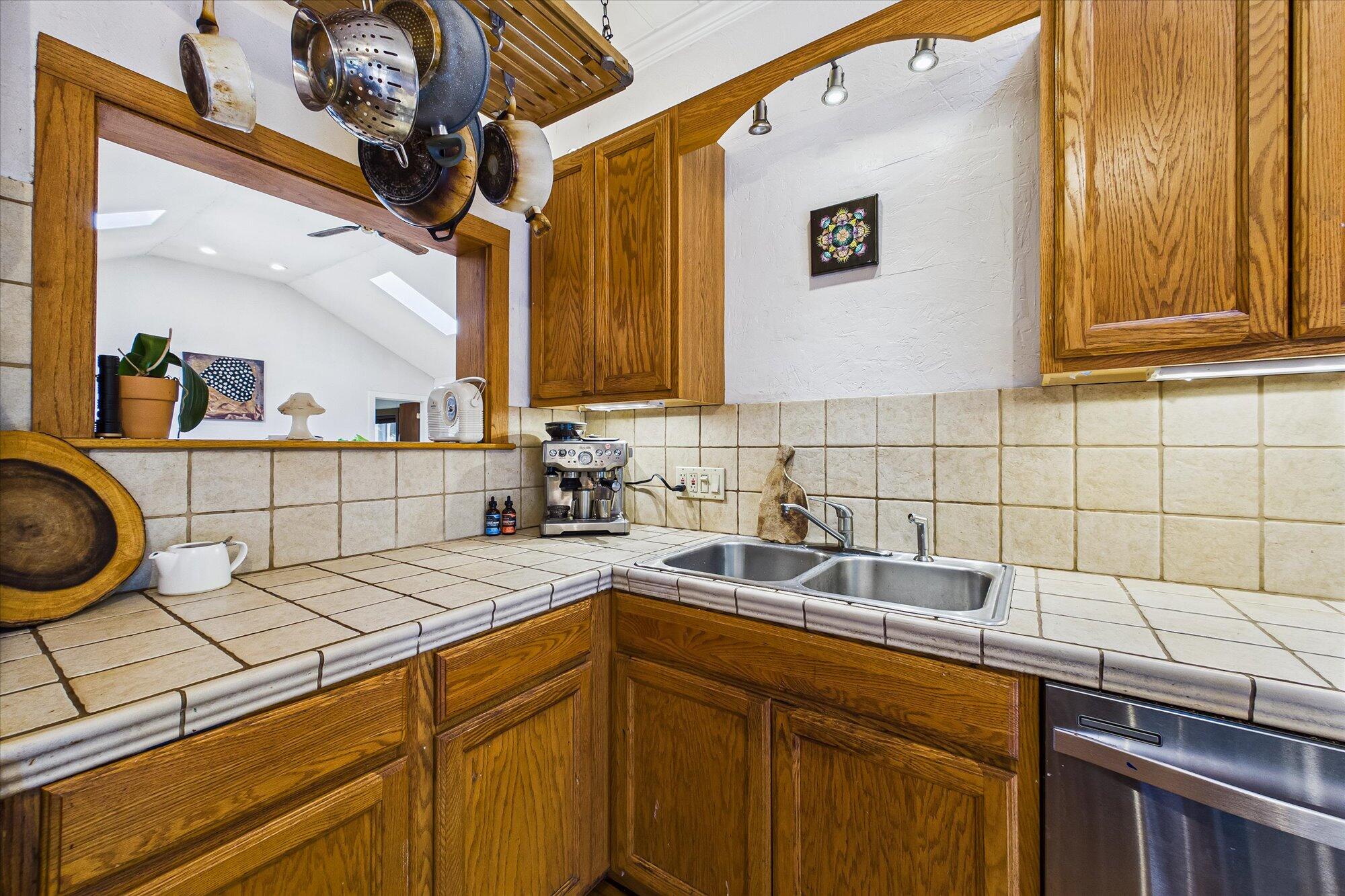 4692 Cummings Road Eureka, CA 95503 - Photo 10 of 69