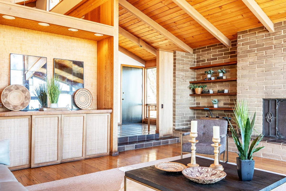 270 River Road Salinas, CA 93908 - Photo 16 of 44 a living room with furniture and wooden floor