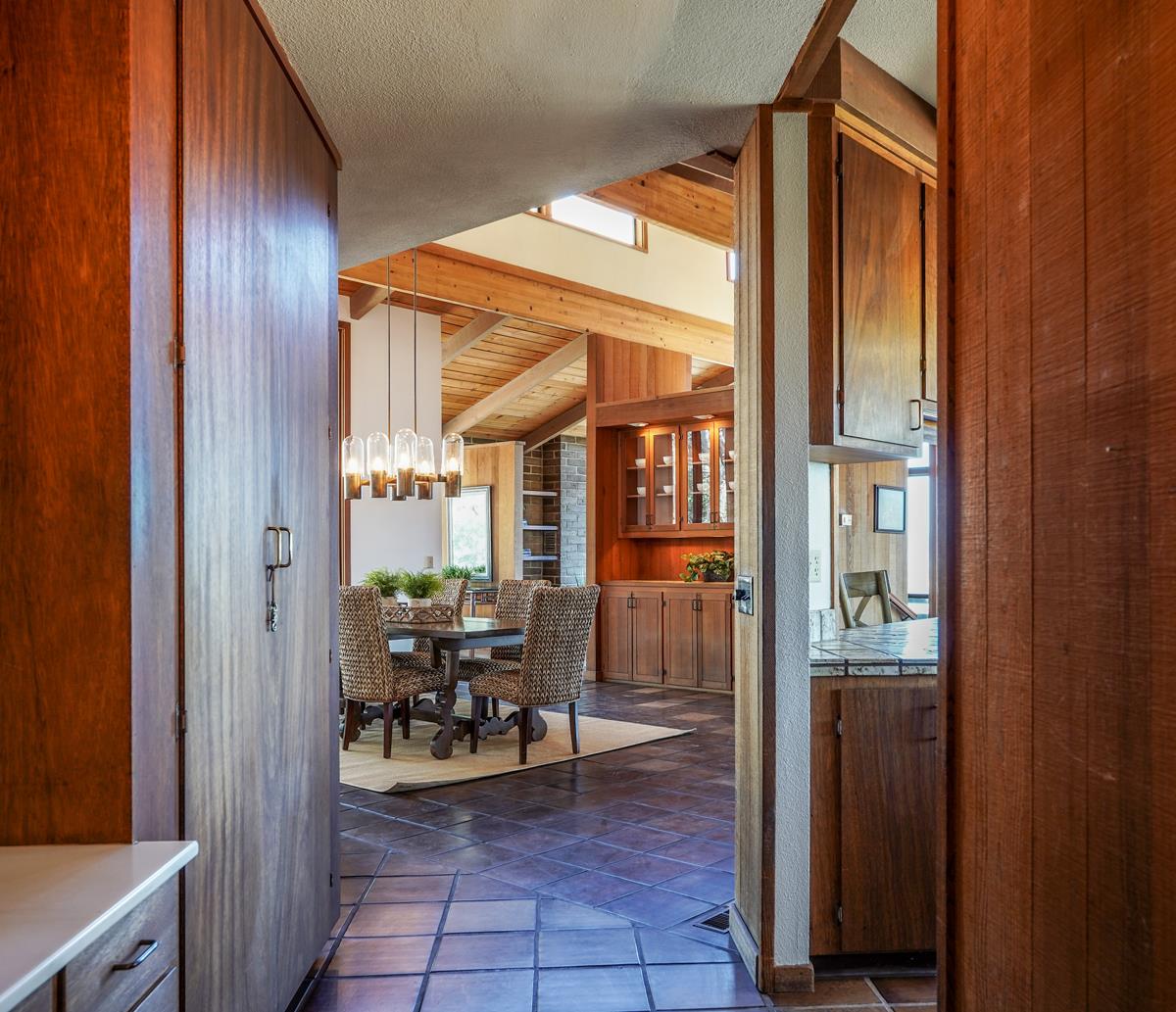 270 River Road Salinas, CA 93908 - Photo 17 of 44 a view of a balcony with chairs