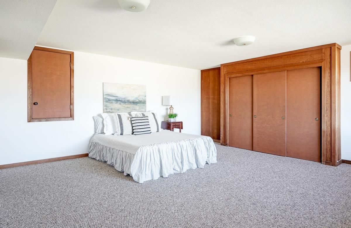 270 River Road Salinas, CA 93908 - Photo 33 of 44 a bed room with a bed and a painting